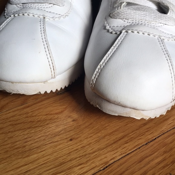 Nike Classic Cortez Sneakers - Picture 6 of 8